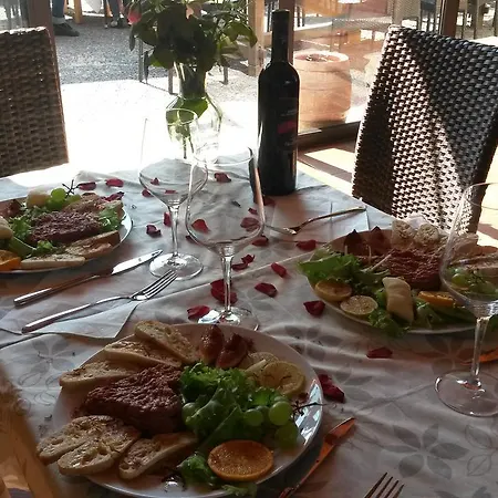 Nocleg ze śniadaniem Friulmarangon 3*